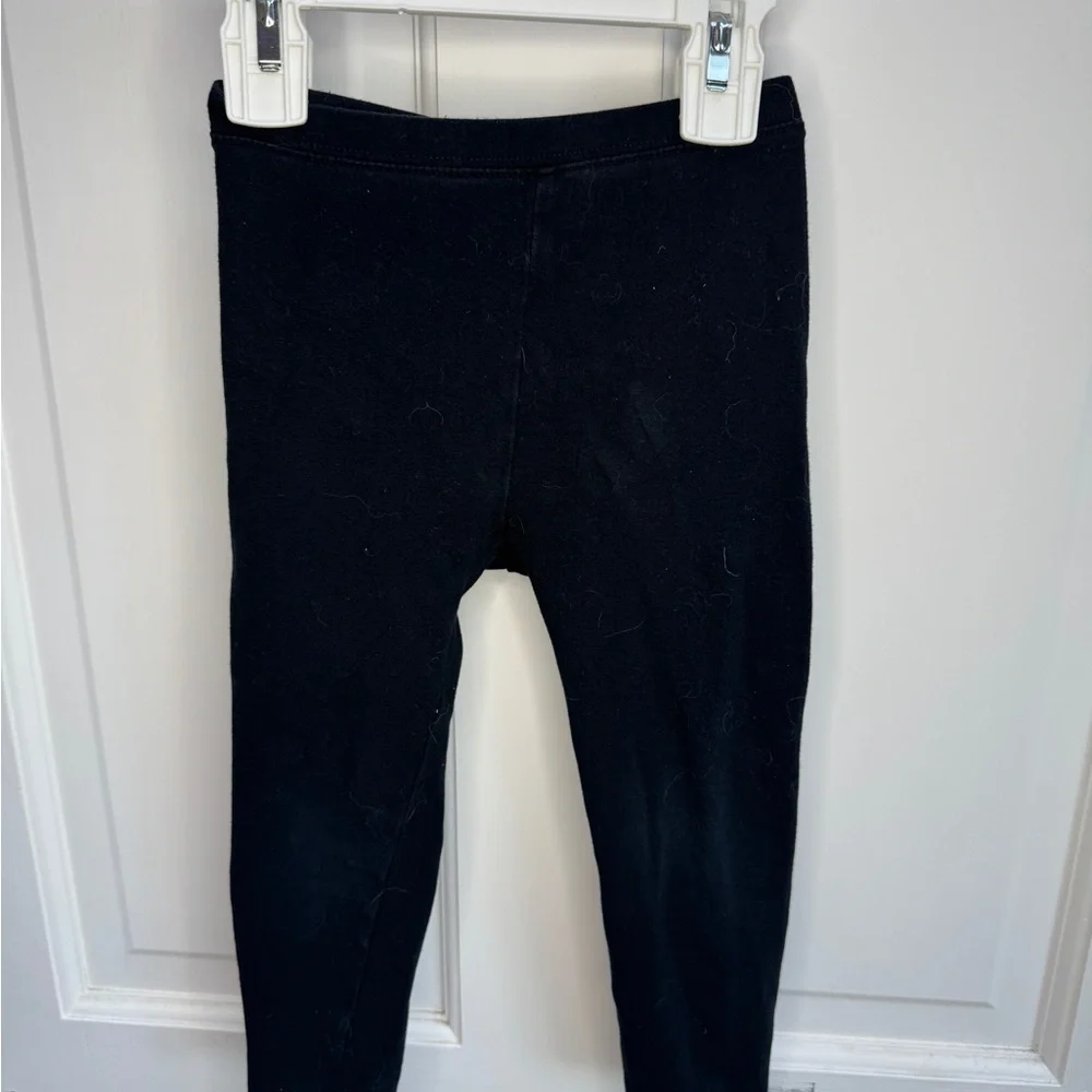 Baby GAP 3T Girls Black Leggings Pants for a Sleek Fit